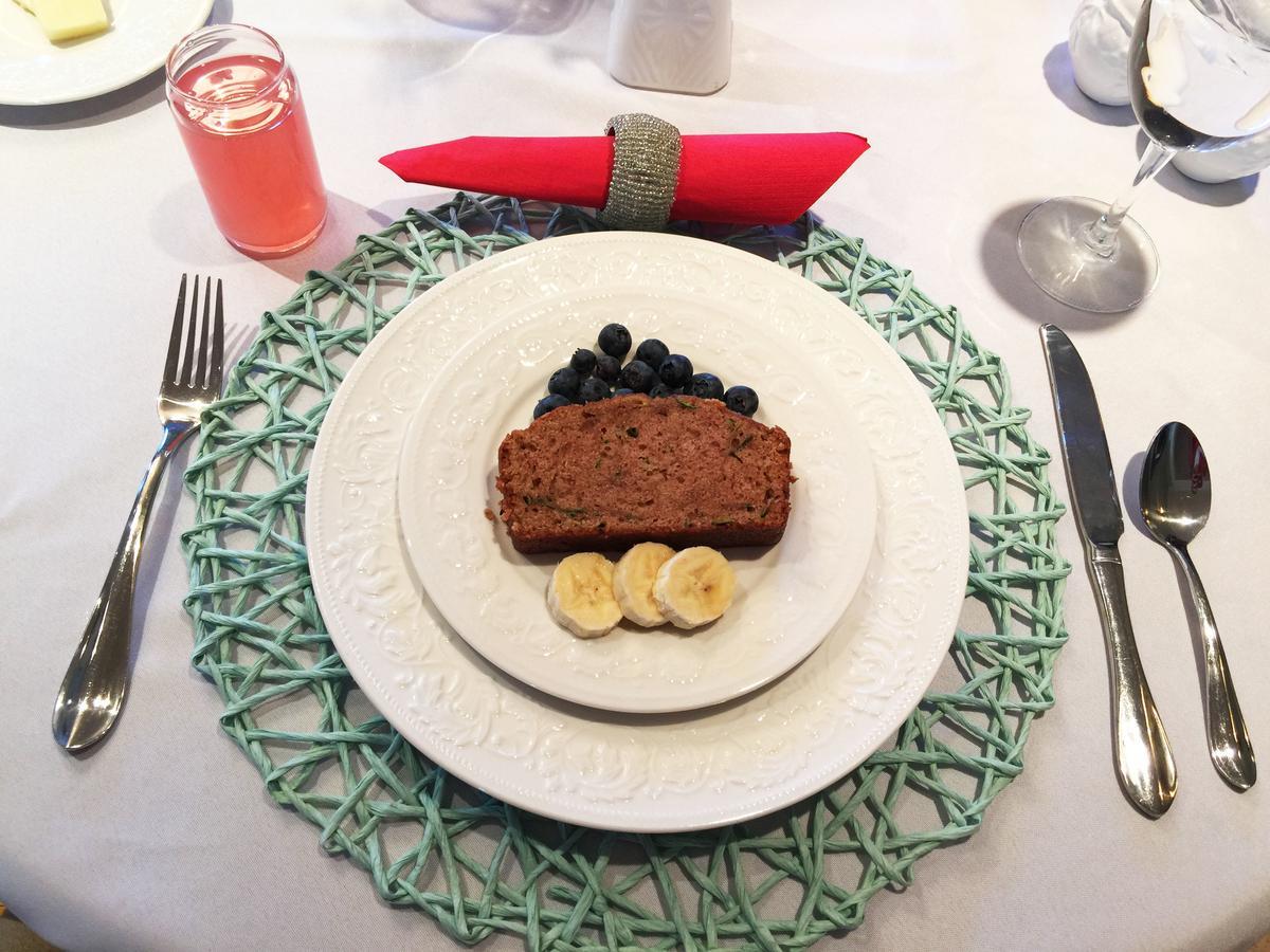 The B & B At Queenslake Midway 외부 사진