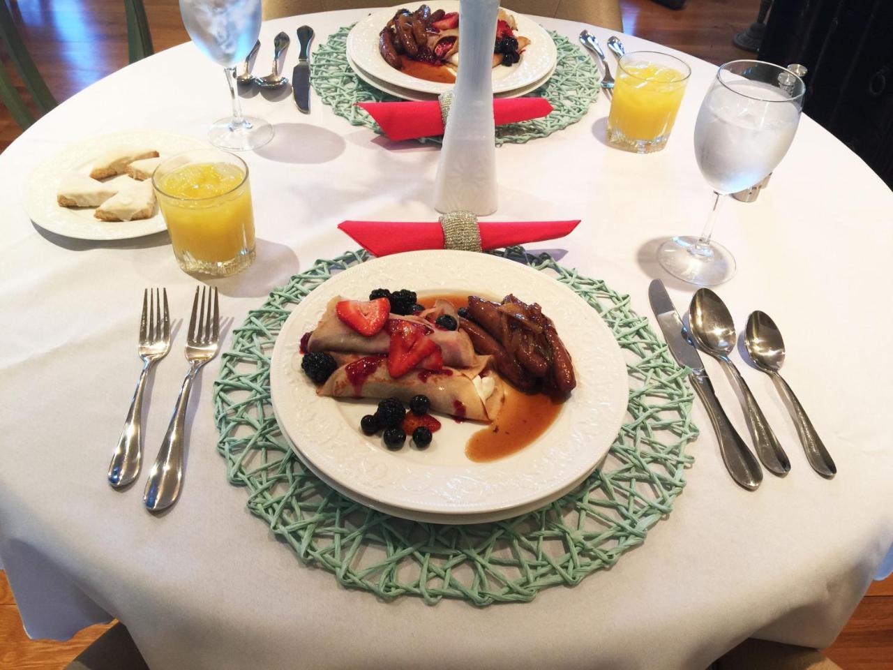 The B & B At Queenslake Midway 외부 사진