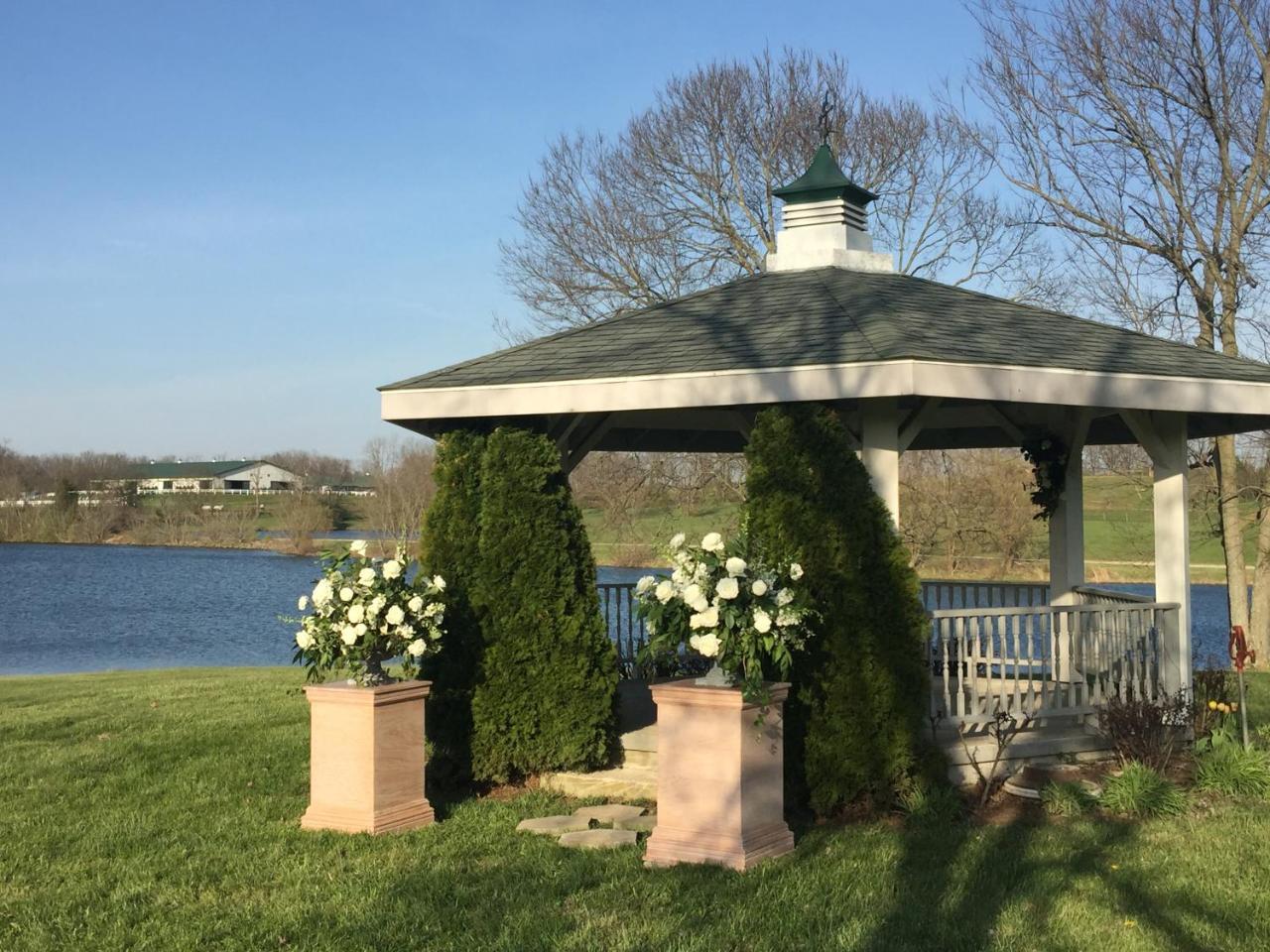 The B & B At Queenslake Midway 외부 사진